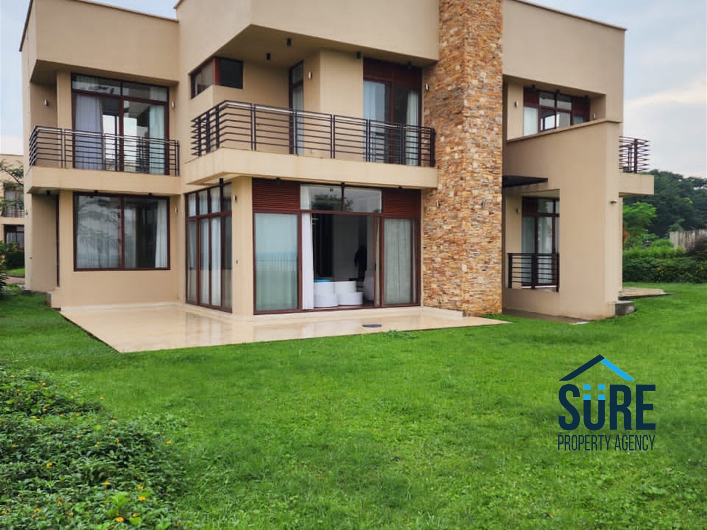 Duplex for sale in Garuga Wakiso