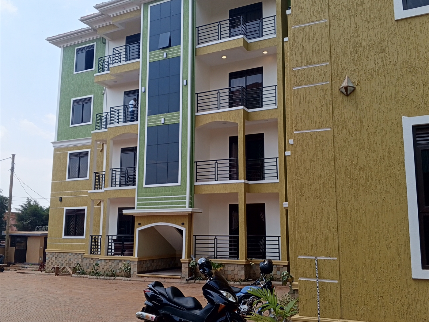 Apartment block for sale in Kiwaatule Wakiso