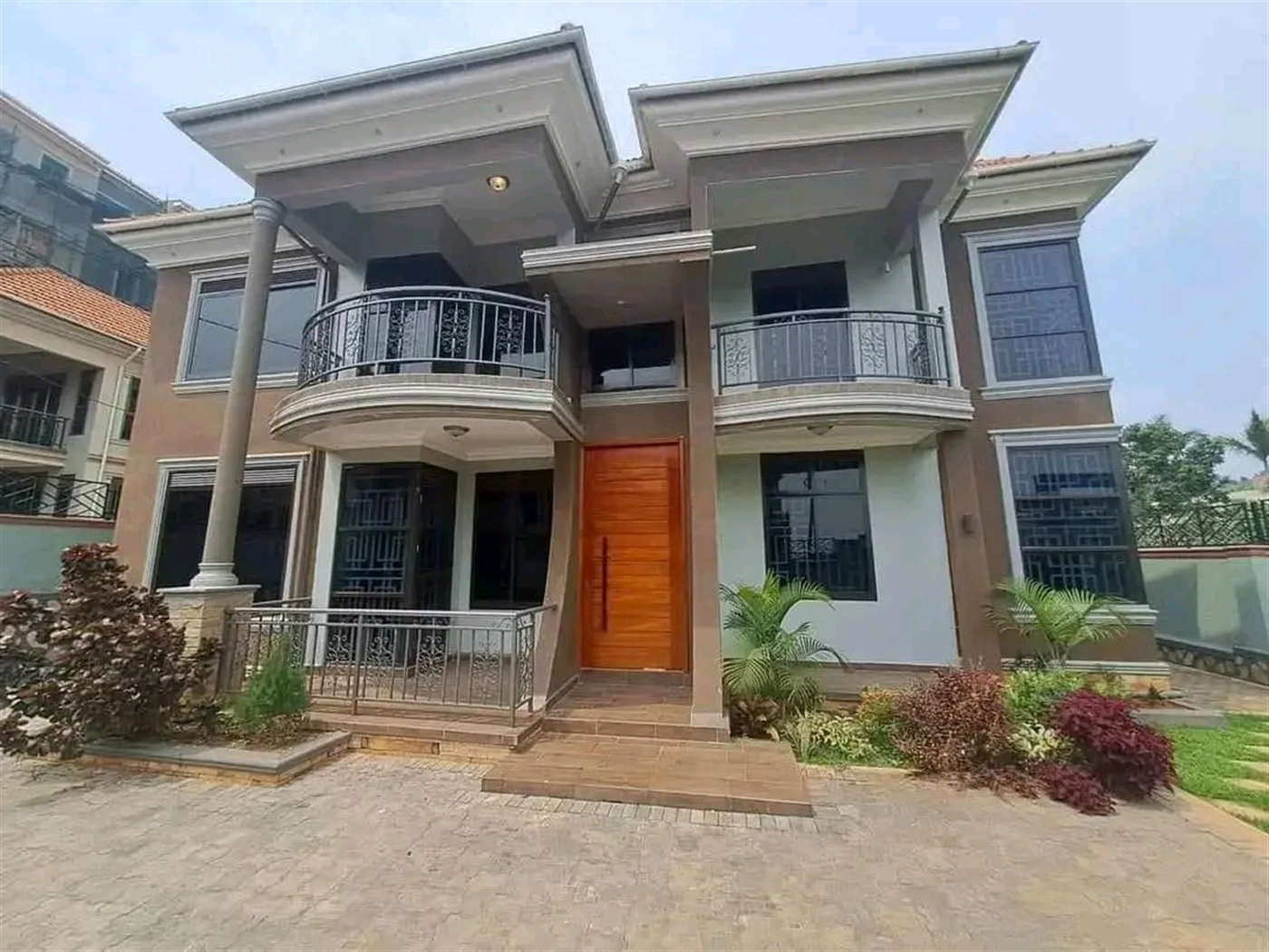 Villa for sale in Kyanja Kampala