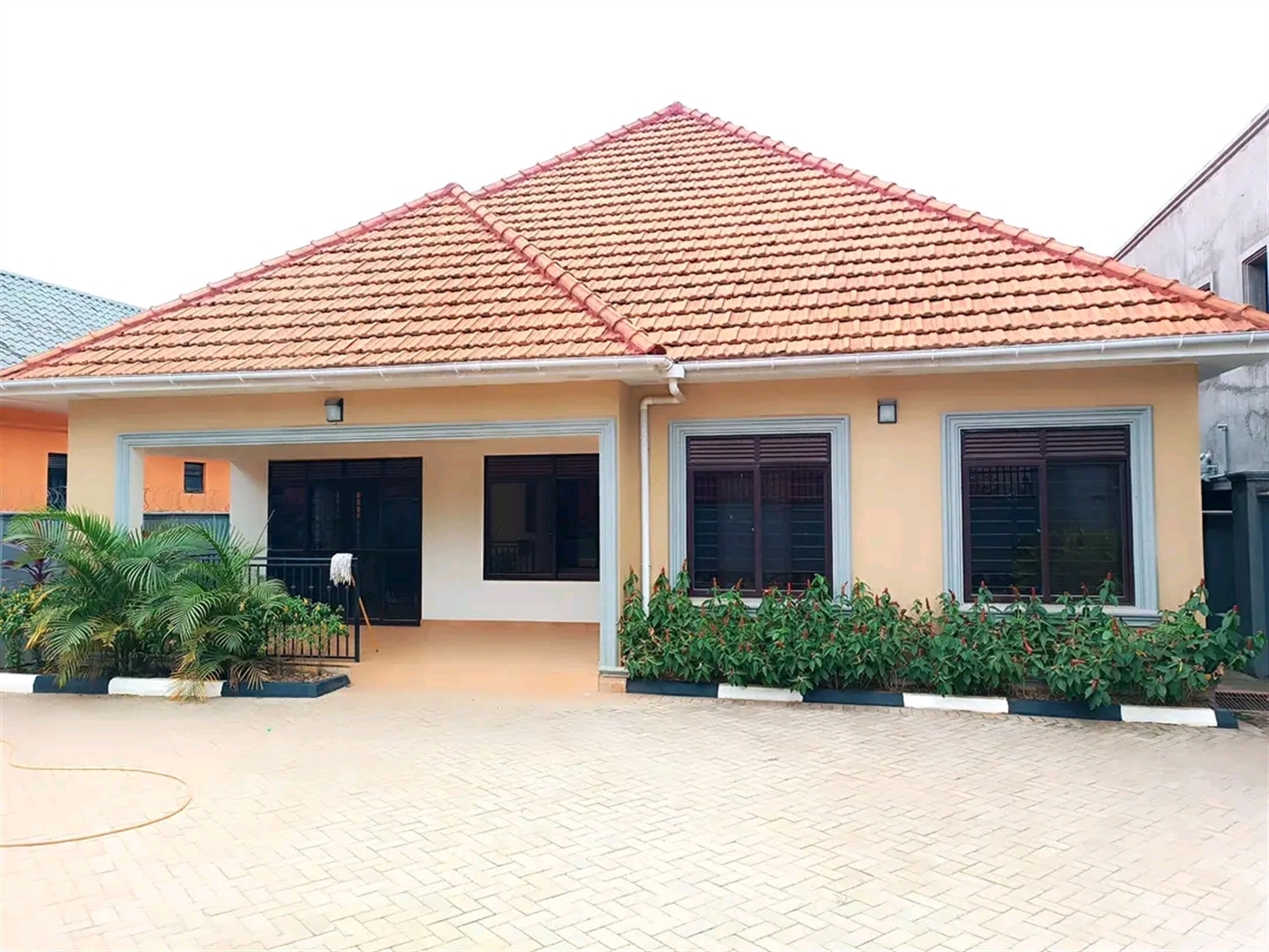 Bungalow for sale in Kyaliwajjala Wakiso