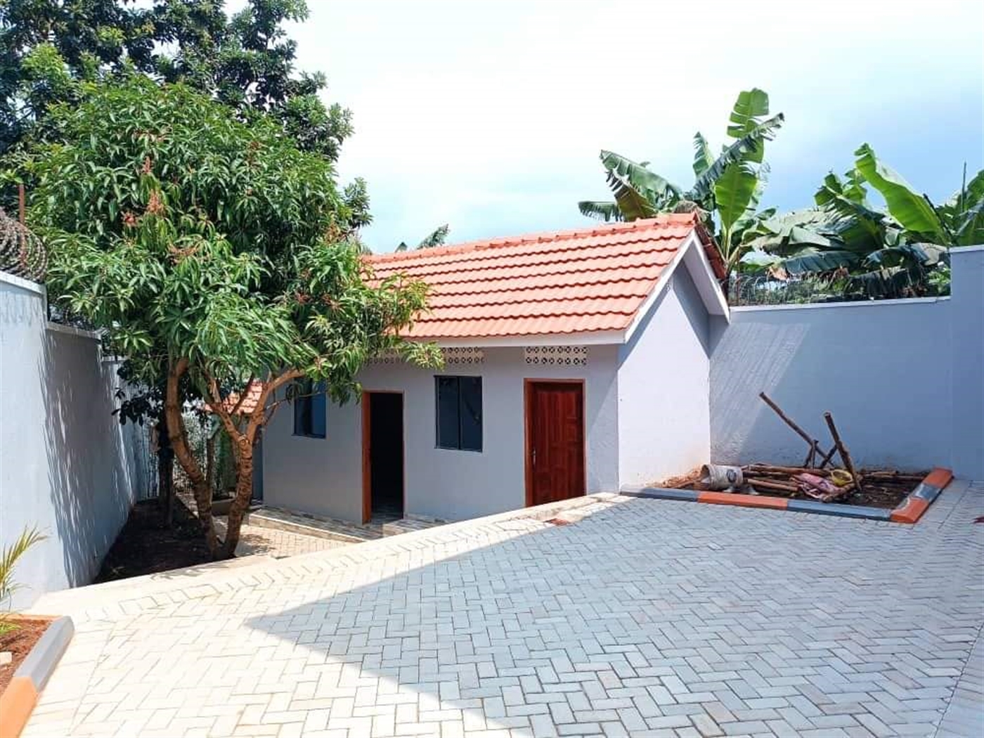 Villa for sale in Seeta Wakiso