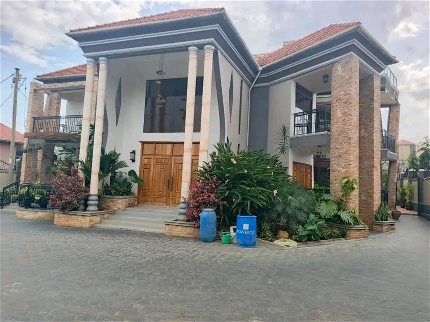 Villa for sale in Kyanja Kampala