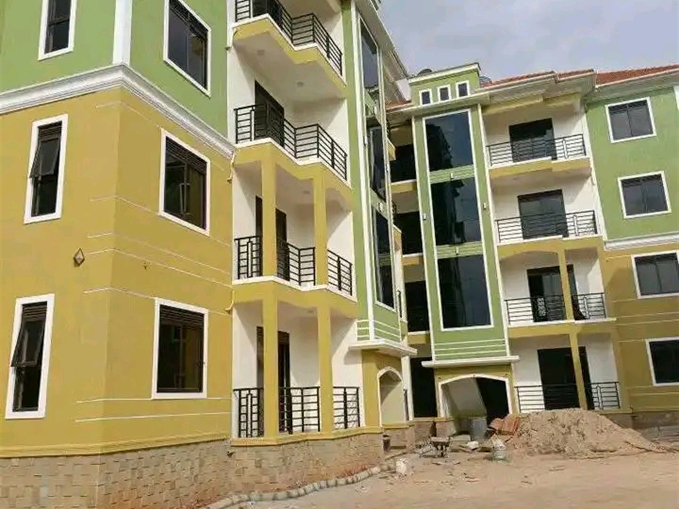 Apartment block for sale in Kiwaatule Wakiso