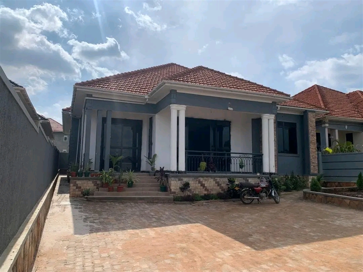 Bungalow for sale in Kira Wakiso