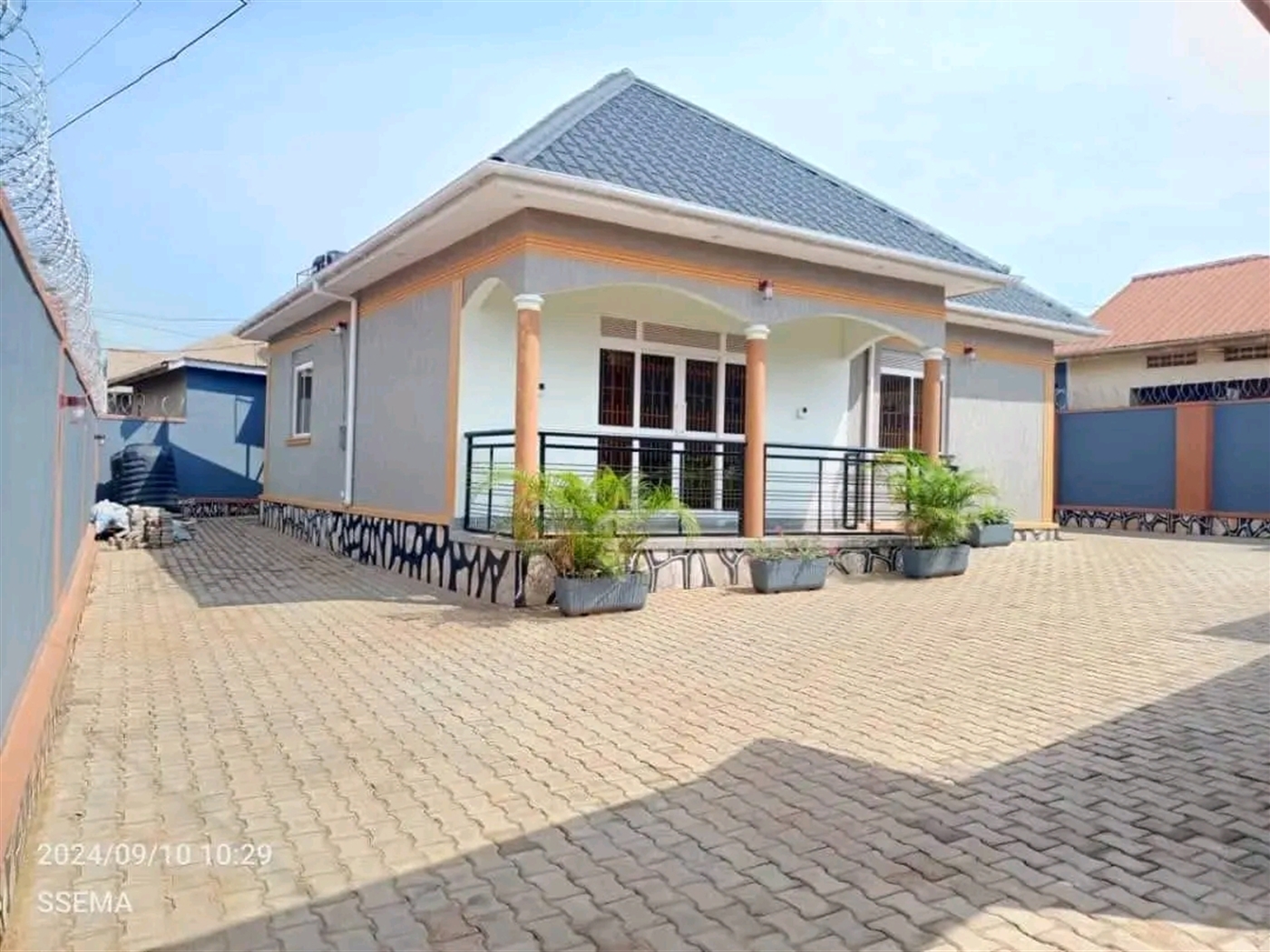 Bungalow for sale in Nansana Wakiso