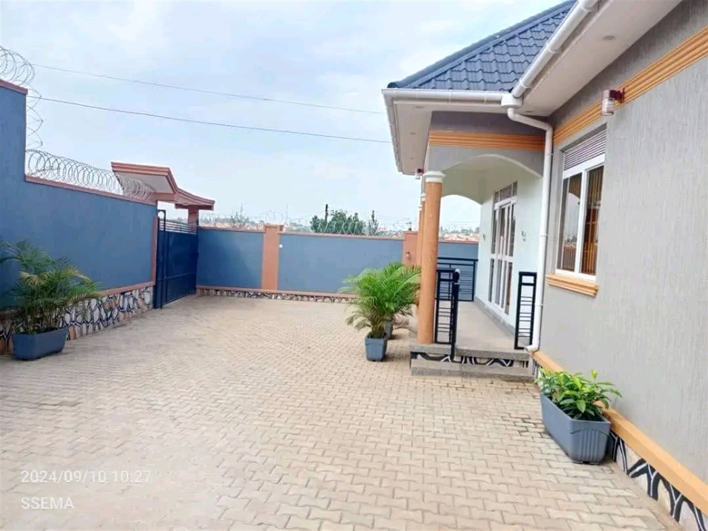 Bungalow for sale in Nansana Wakiso