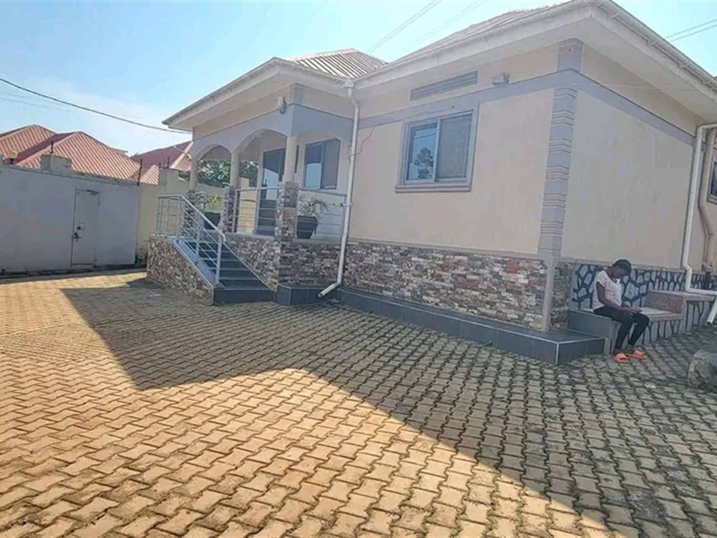 Bungalow for sale in Mbalwa Wakiso