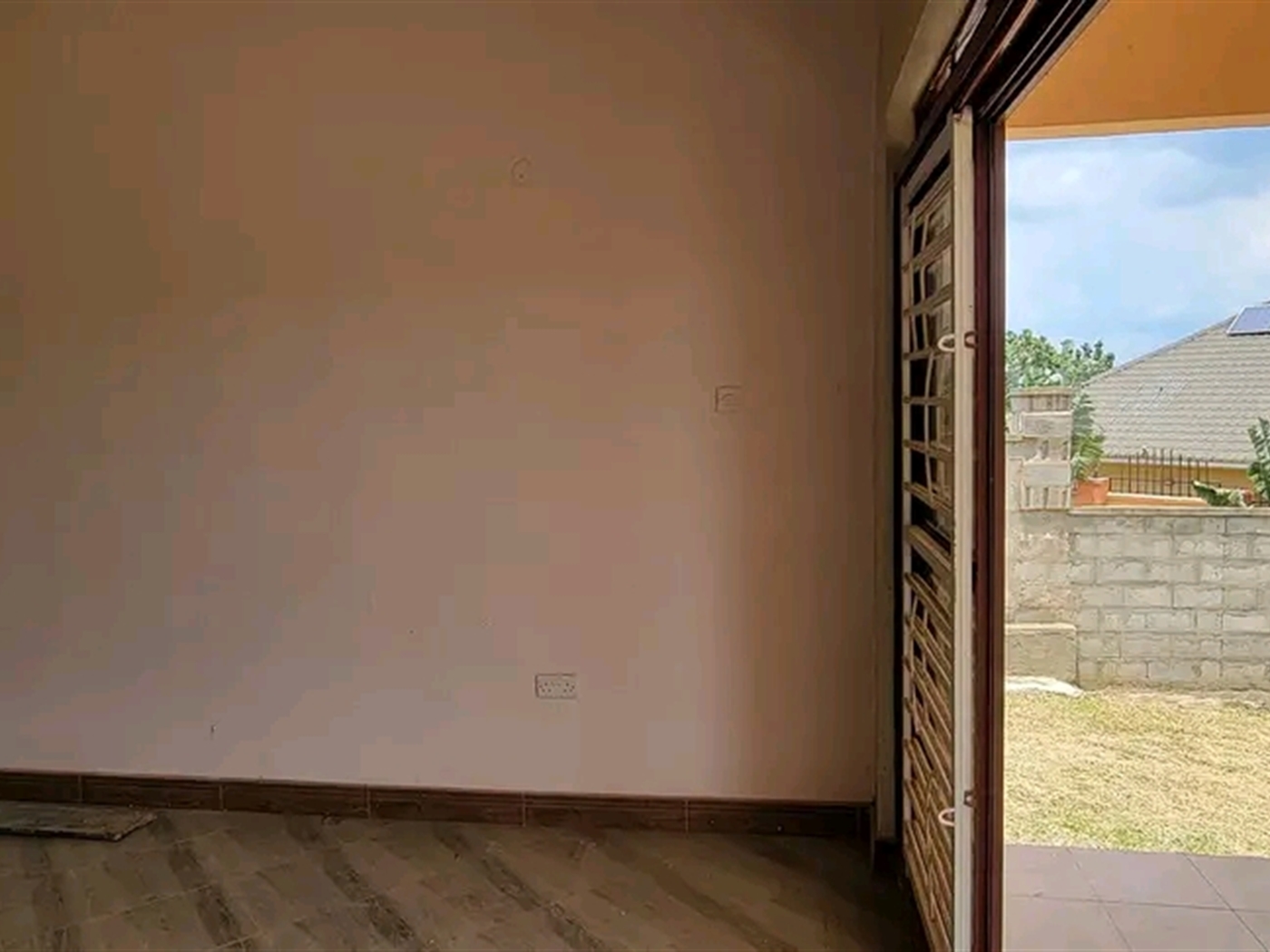 Bungalow for sale in Kira Wakiso