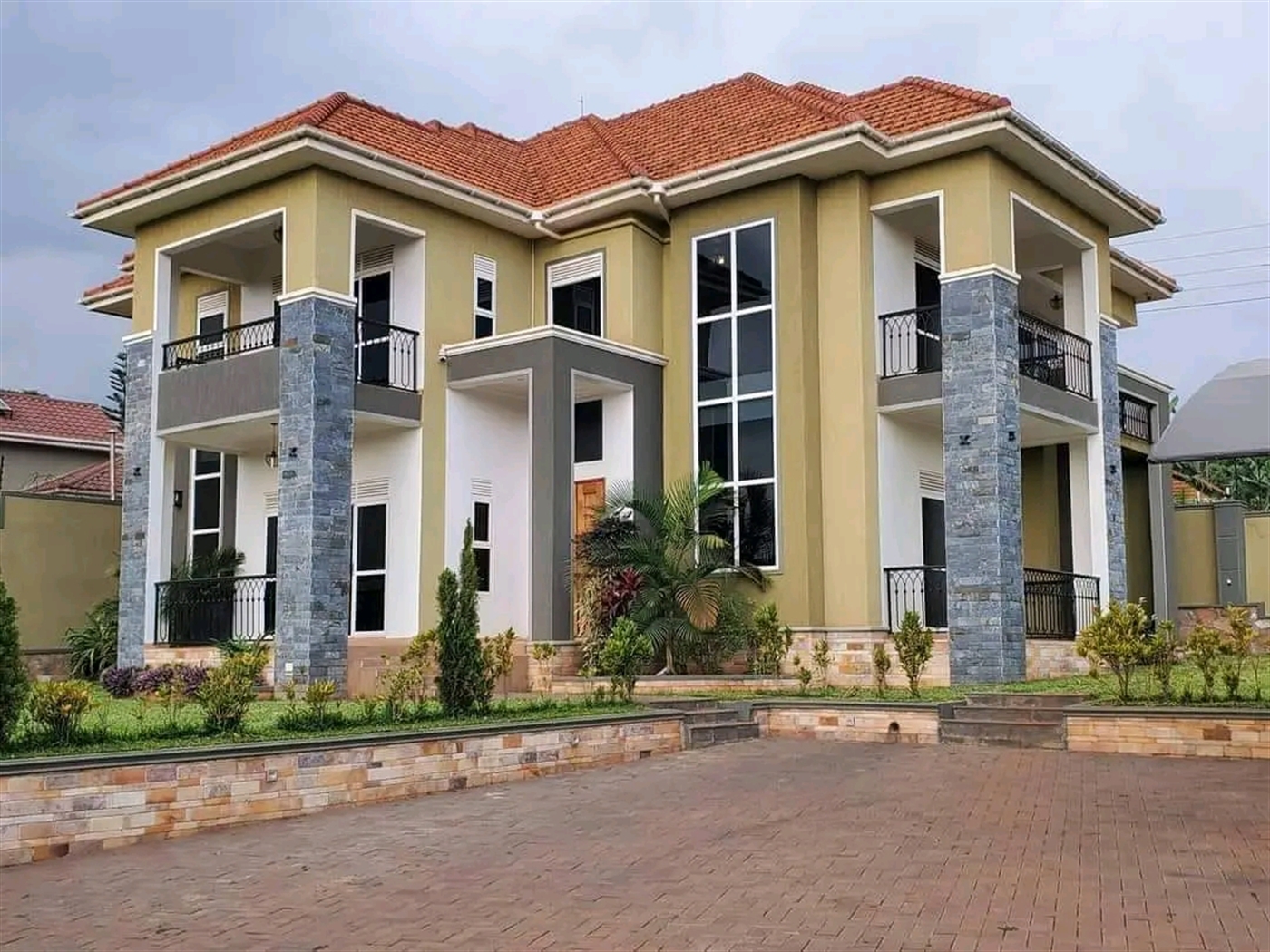 Villa for sale in Kitende Wakiso