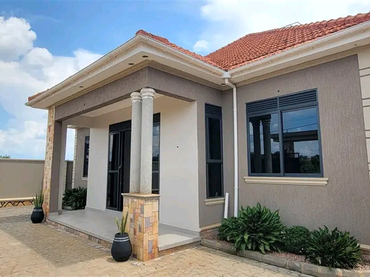 Bungalow for sale in Kira Wakiso