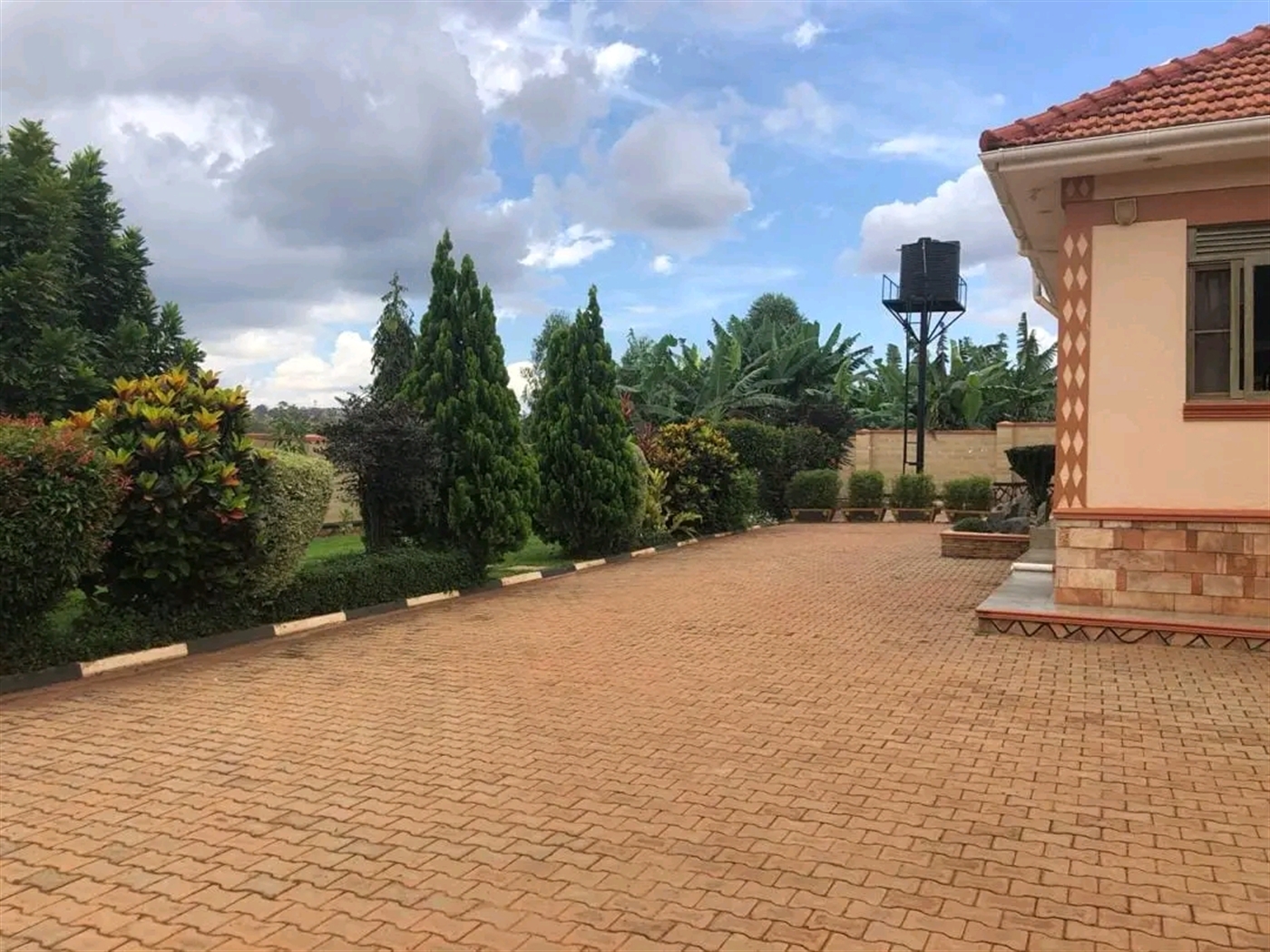 Bungalow for sale in Najjera Wakiso