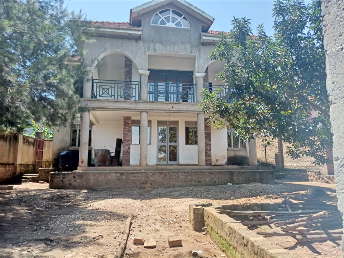 Villa for sale in Kira Wakiso