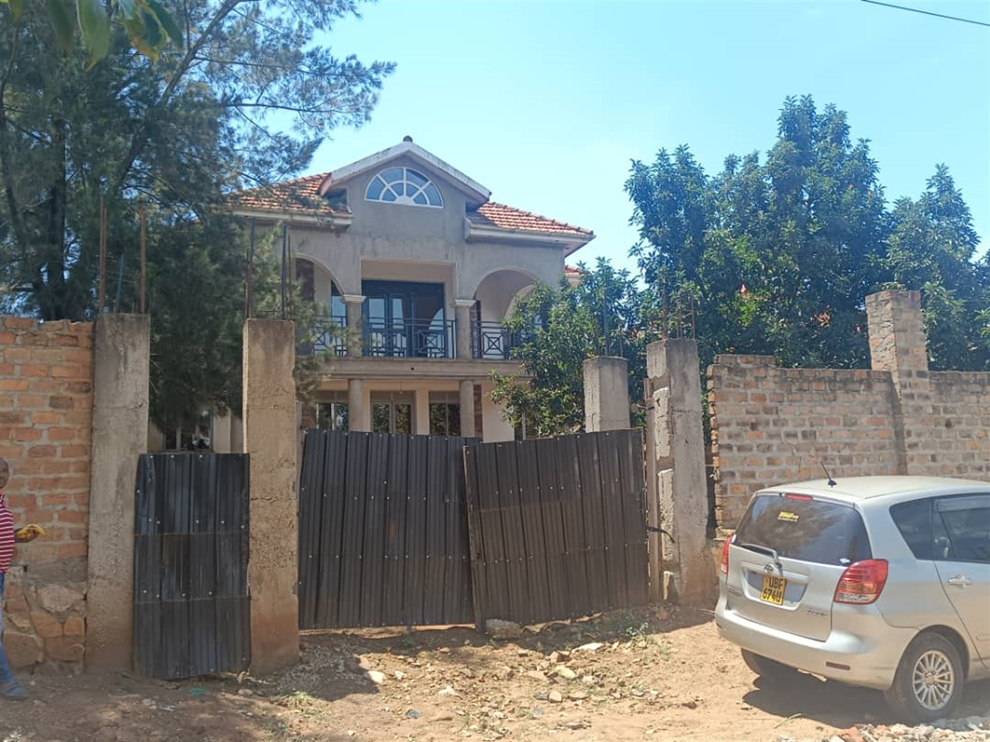 Villa for sale in Kira Wakiso