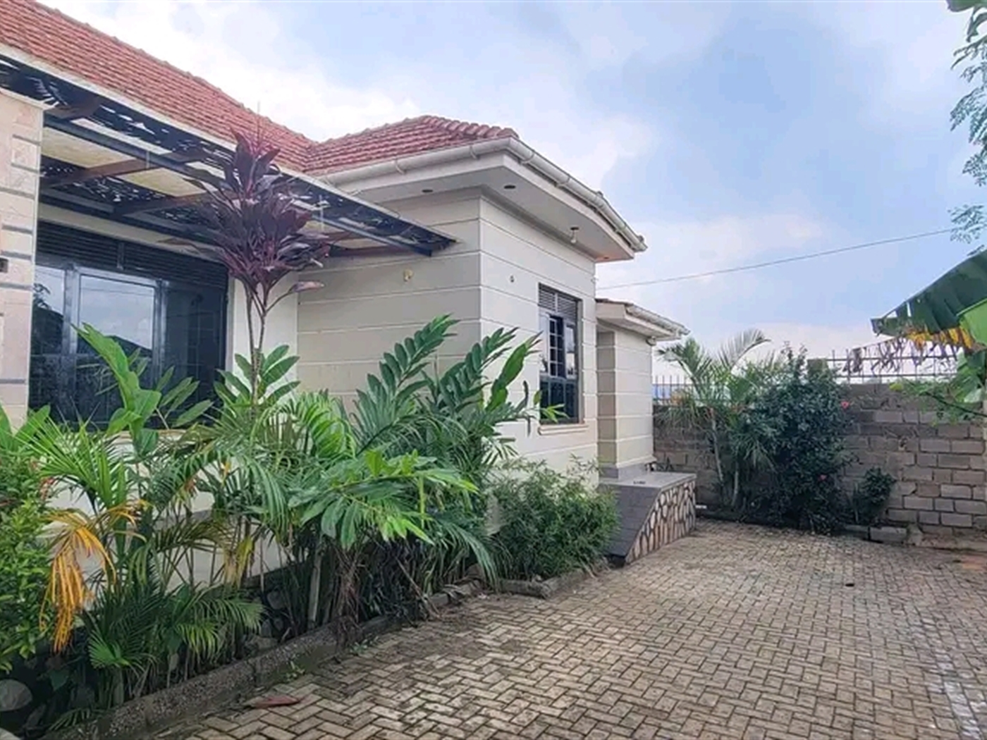 Bungalow for sale in Kira Wakiso