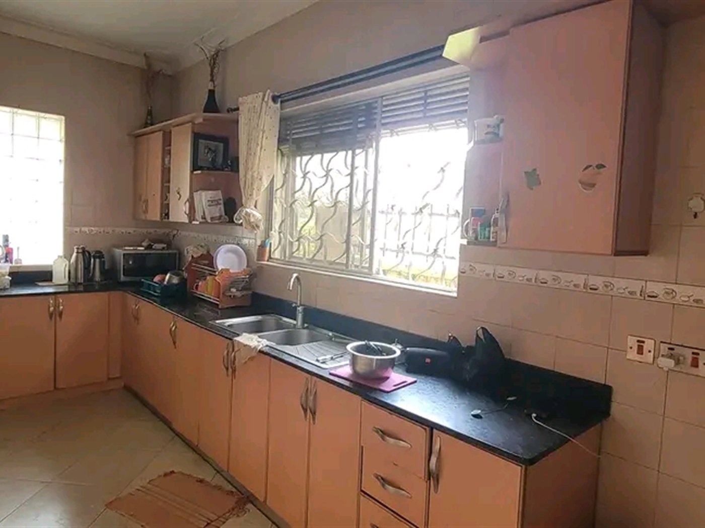 Bungalow for sale in Naalya Wakiso