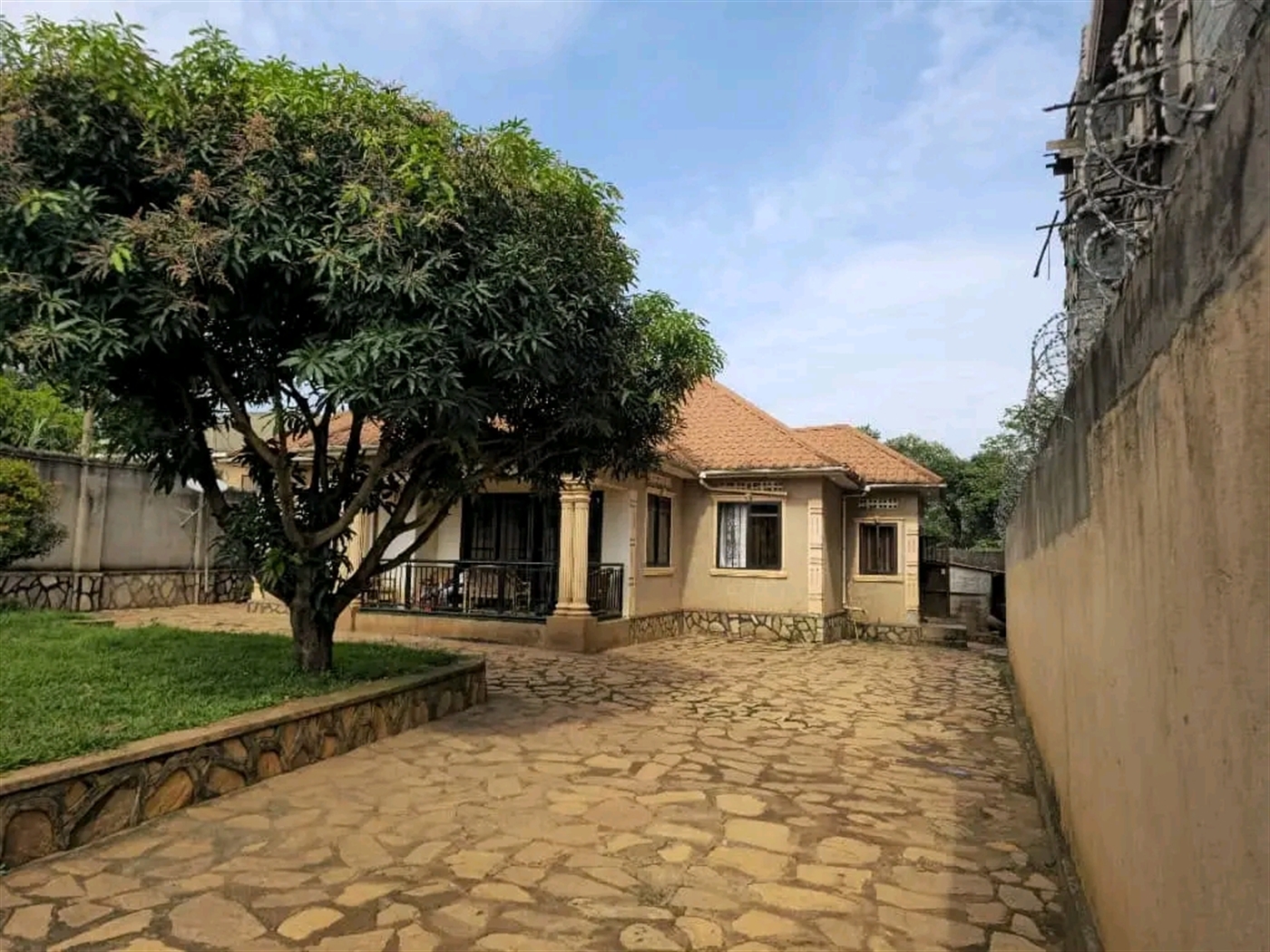 Bungalow for sale in Buwaate Wakiso