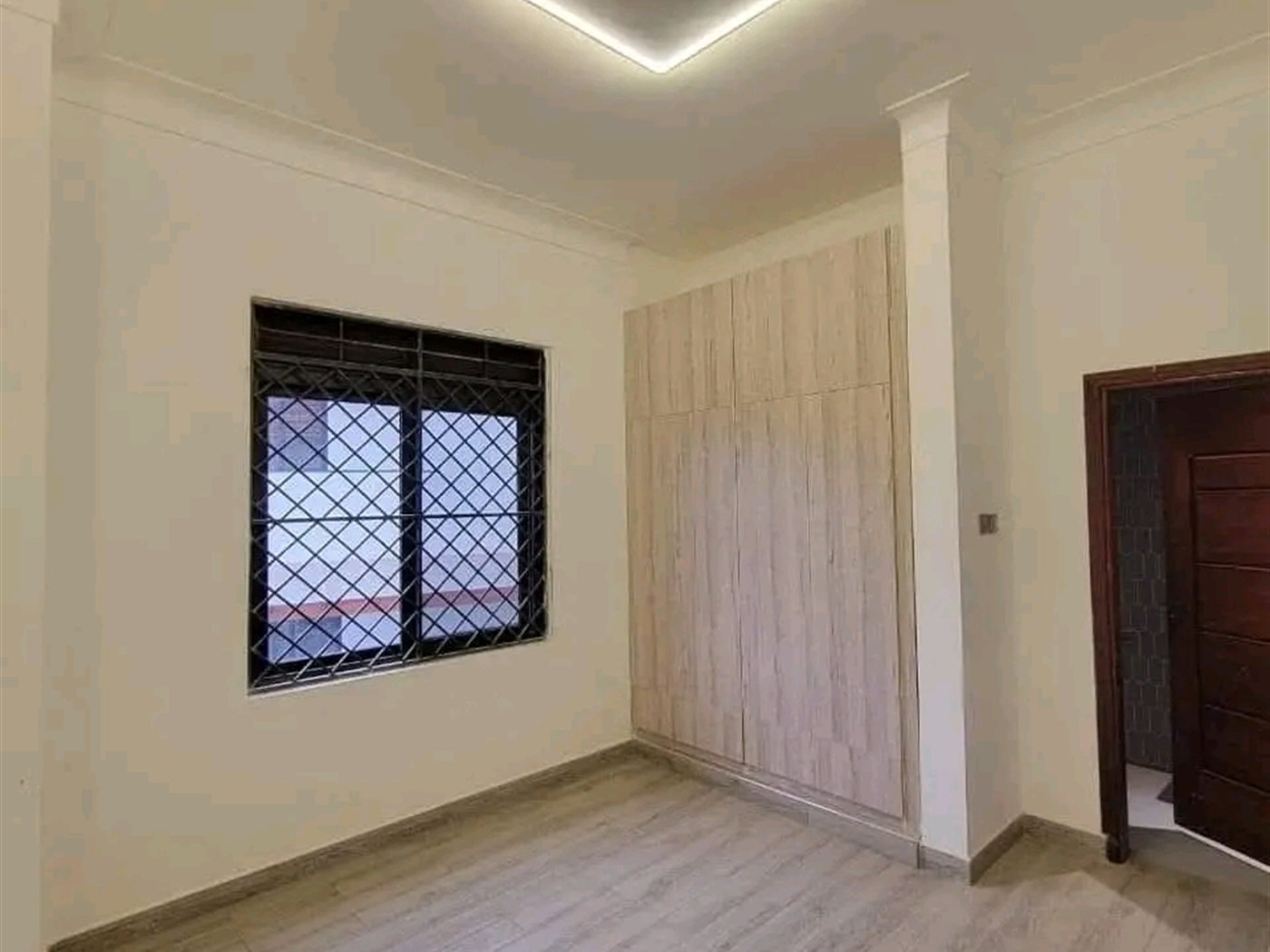 Villa for sale in Komamboga Kampala