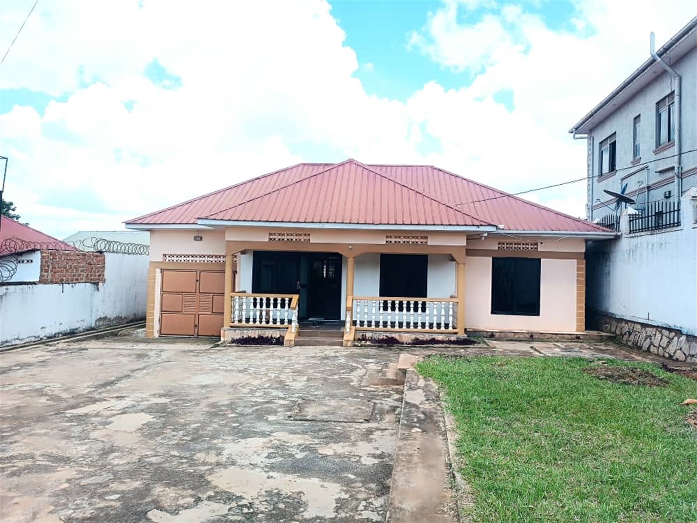 Bungalow for sale in Naalya Wakiso