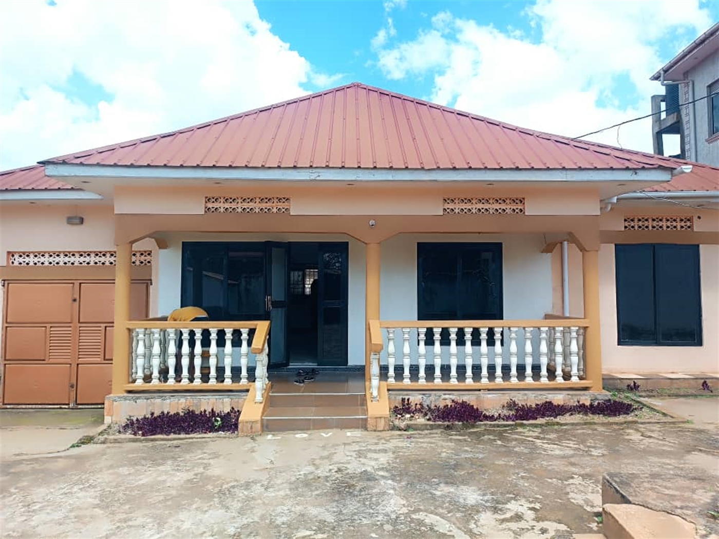 Bungalow for sale in Naalya Wakiso