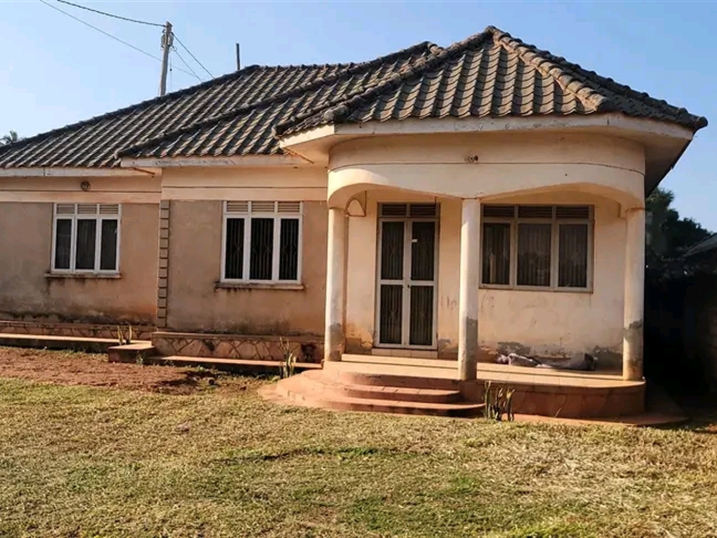 Bungalow for sale in Kulambilo Wakiso