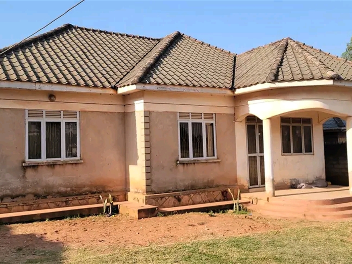 Bungalow for sale in Kulambilo Wakiso