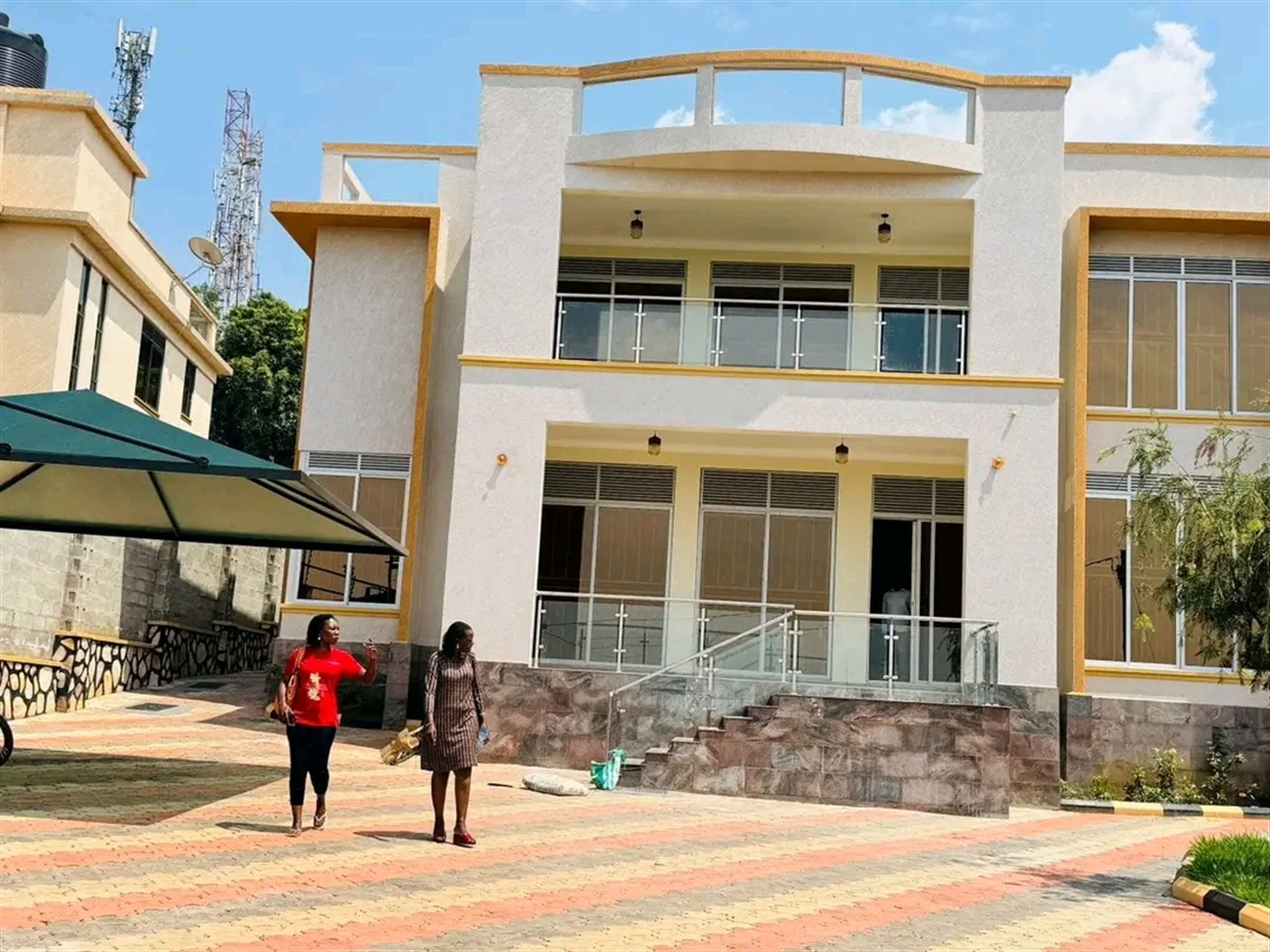 Villa for sale in Munyonyo Kampala