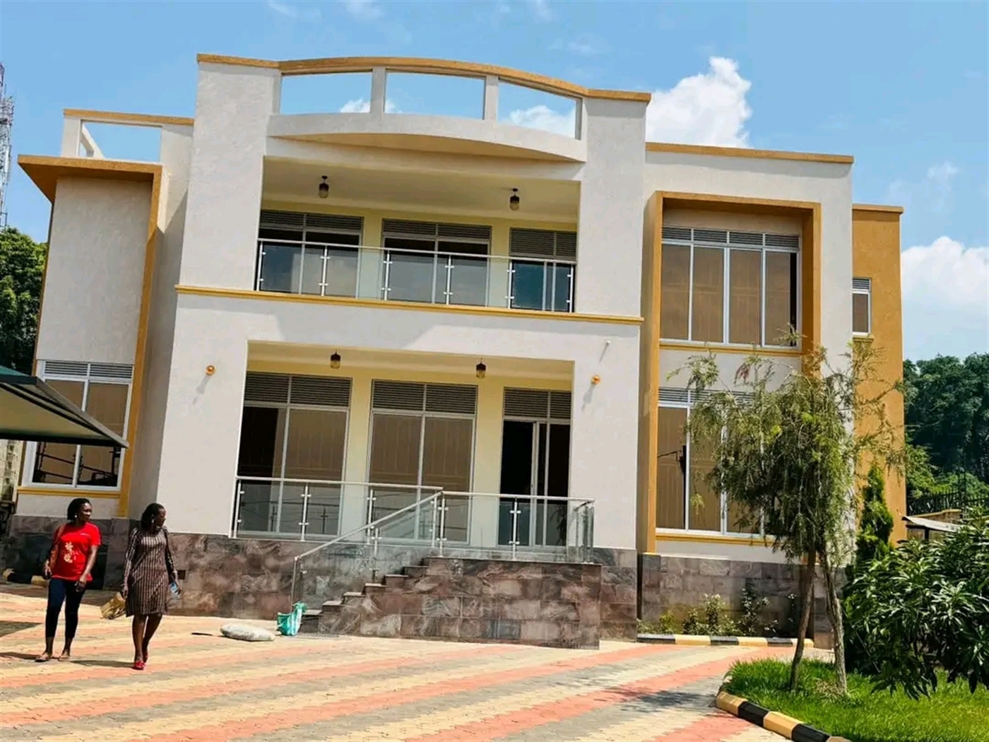 Villa for sale in Munyonyo Kampala