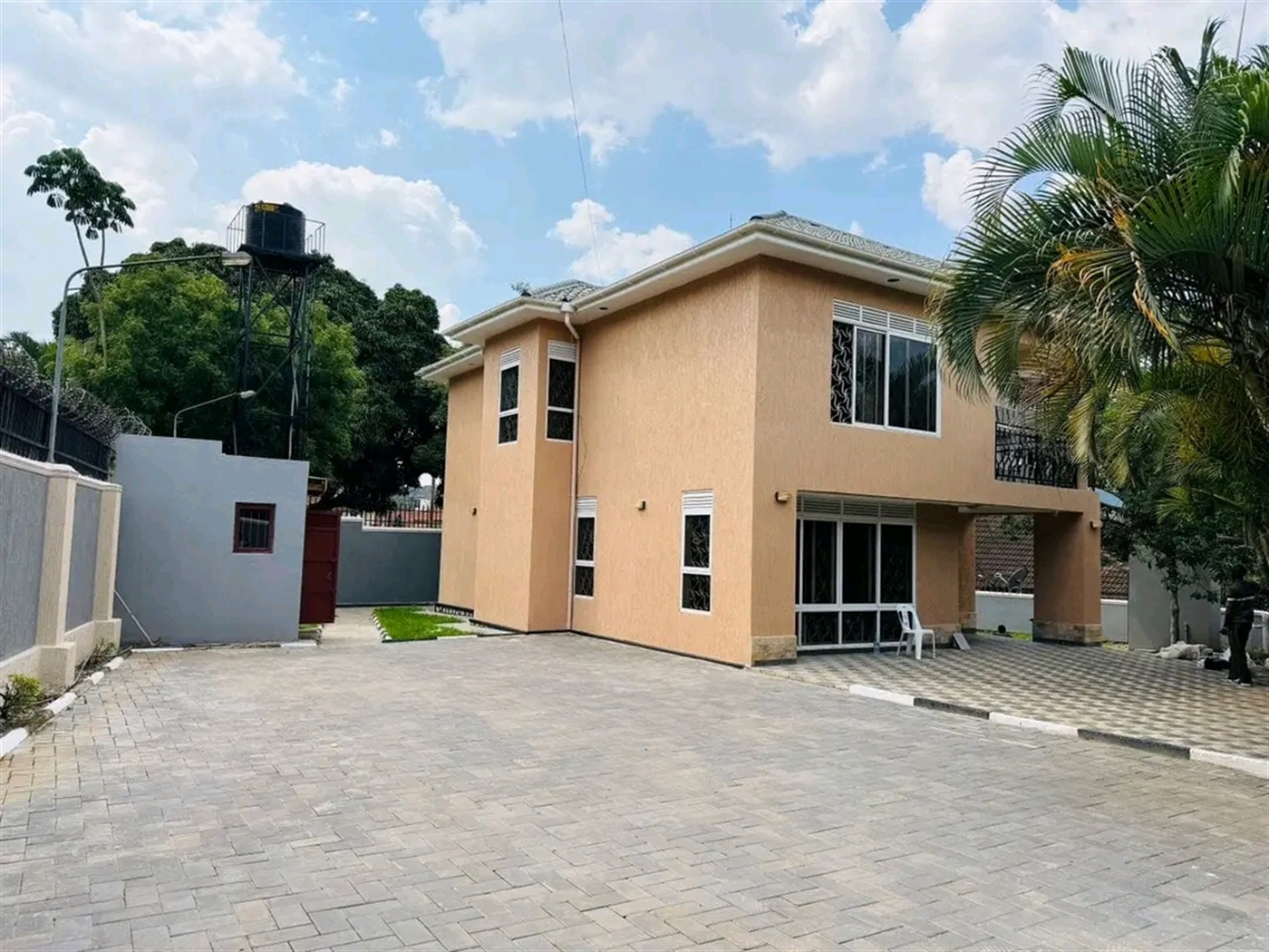 Villa for sale in Bbunga Kampala