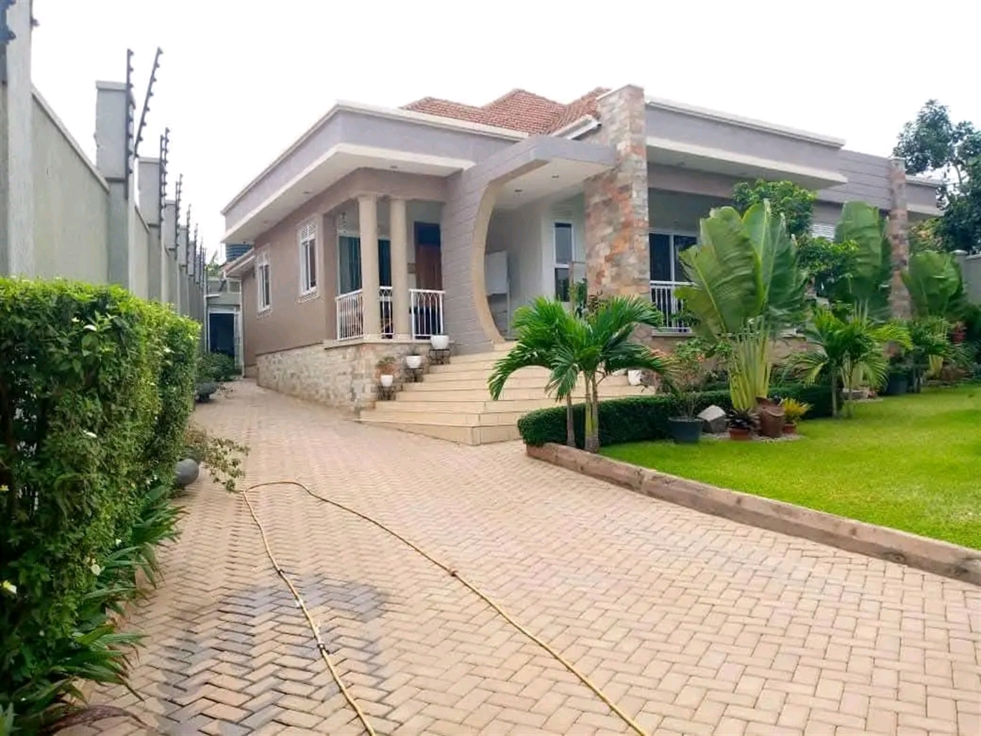 Bungalow for sale in Bbunga Kampala