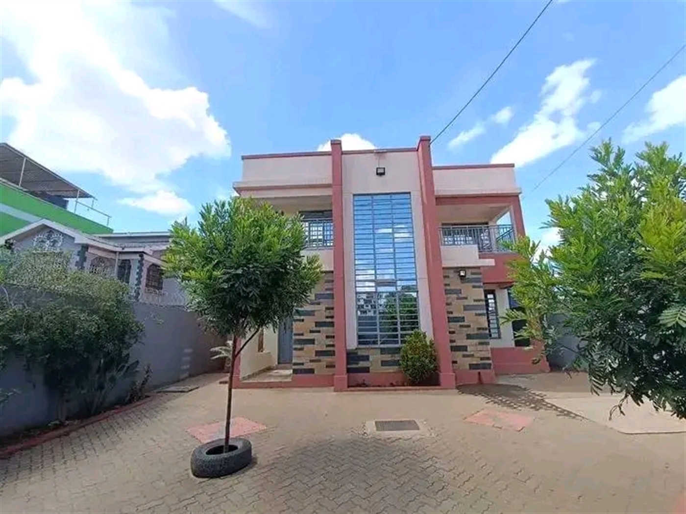 Villa for sale in Kyambogo Kampala