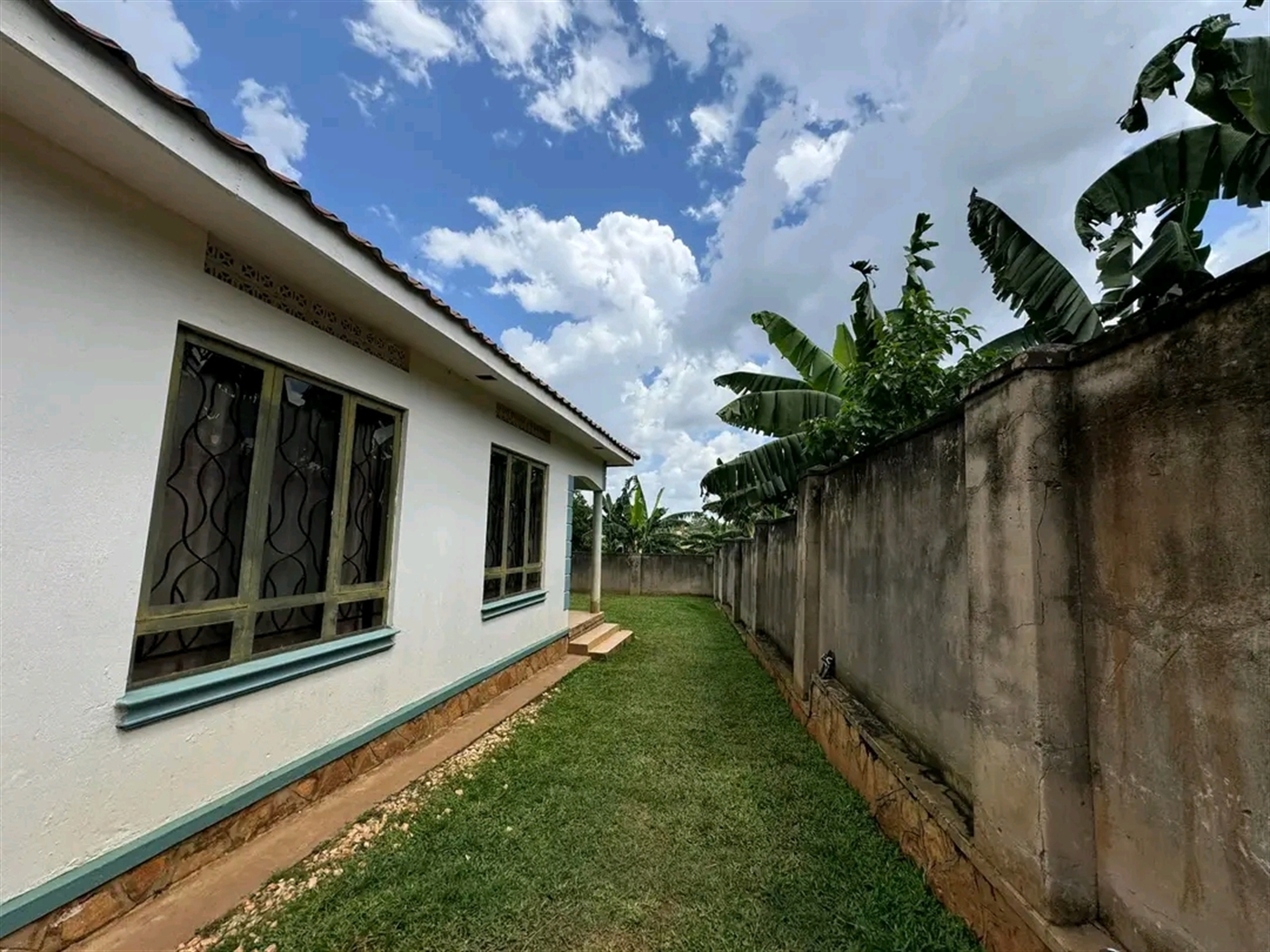 Bungalow for sale in Kira Wakiso