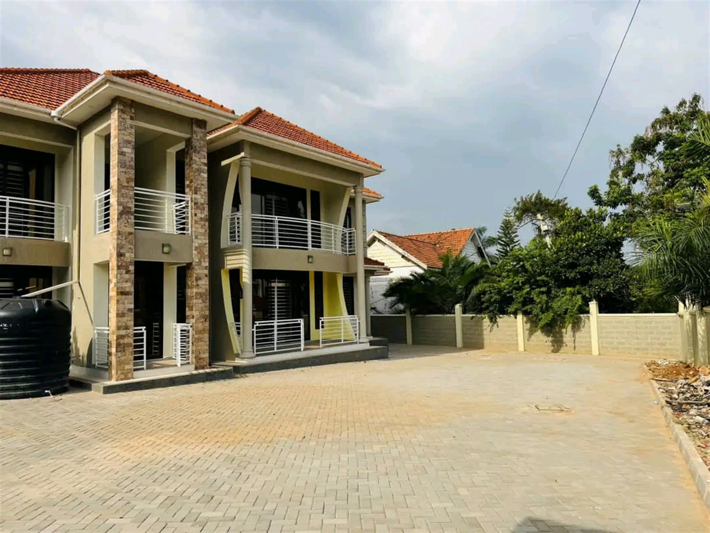 Villa for sale in Munyonyo Kampala