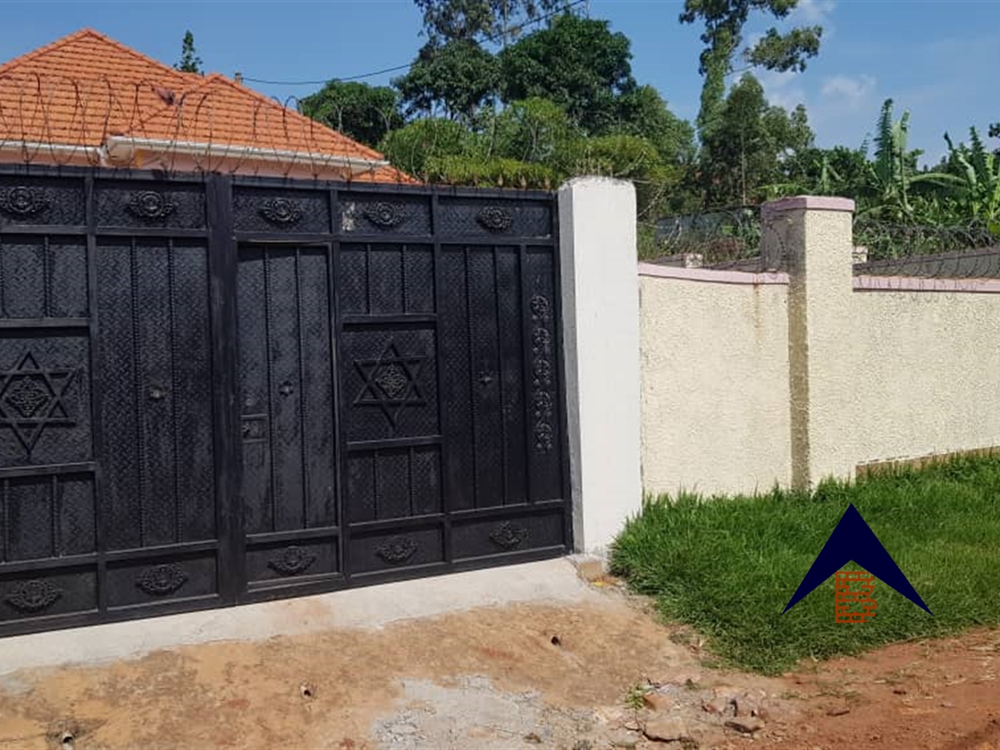 Bungalow for sale in Bwebajja Wakiso