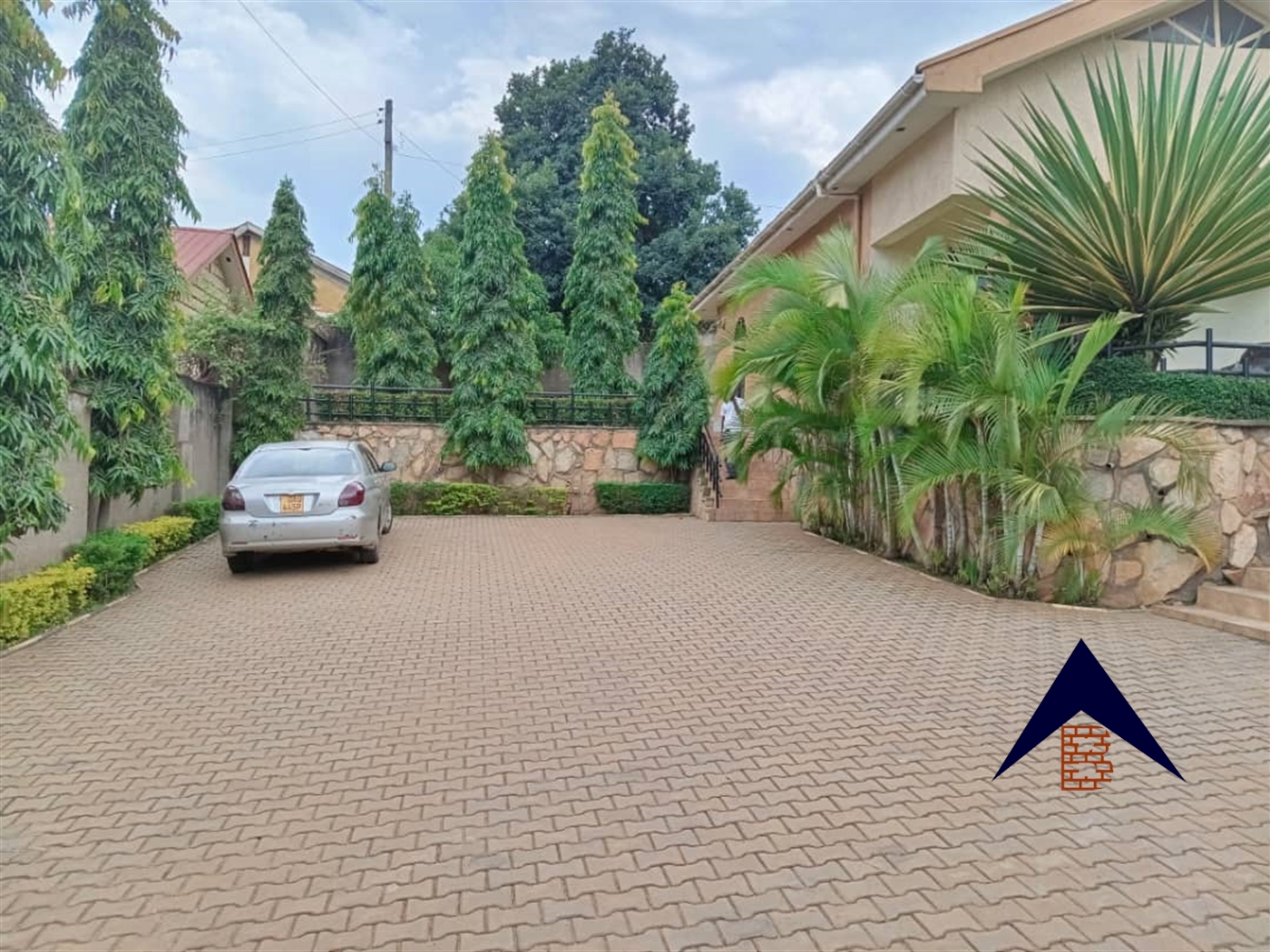 Bungalow for sale in Kisaasi Kampala