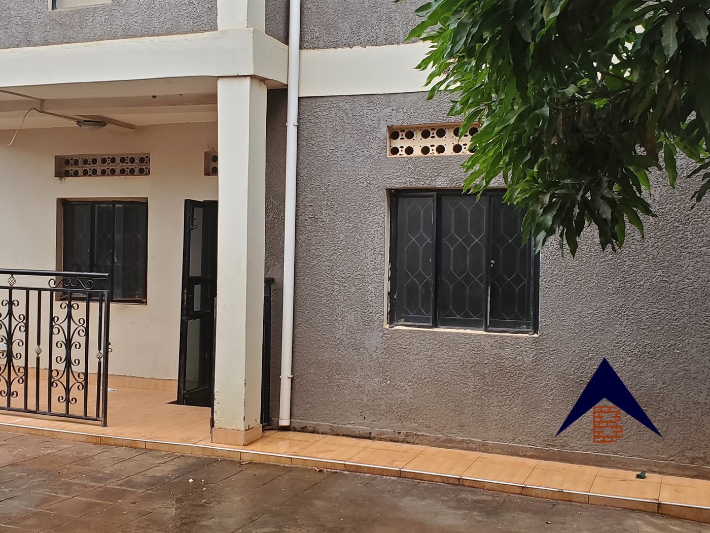 Storeyed house for sale in Namuwongo Kampala