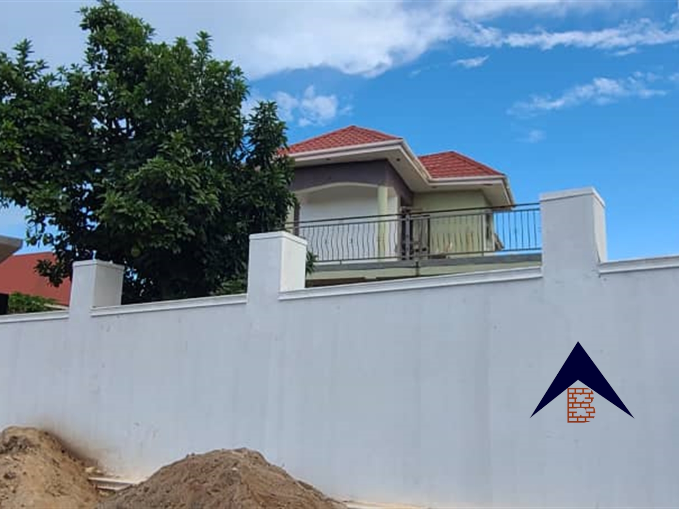 Storeyed house for sale in Kajjansi Kampala