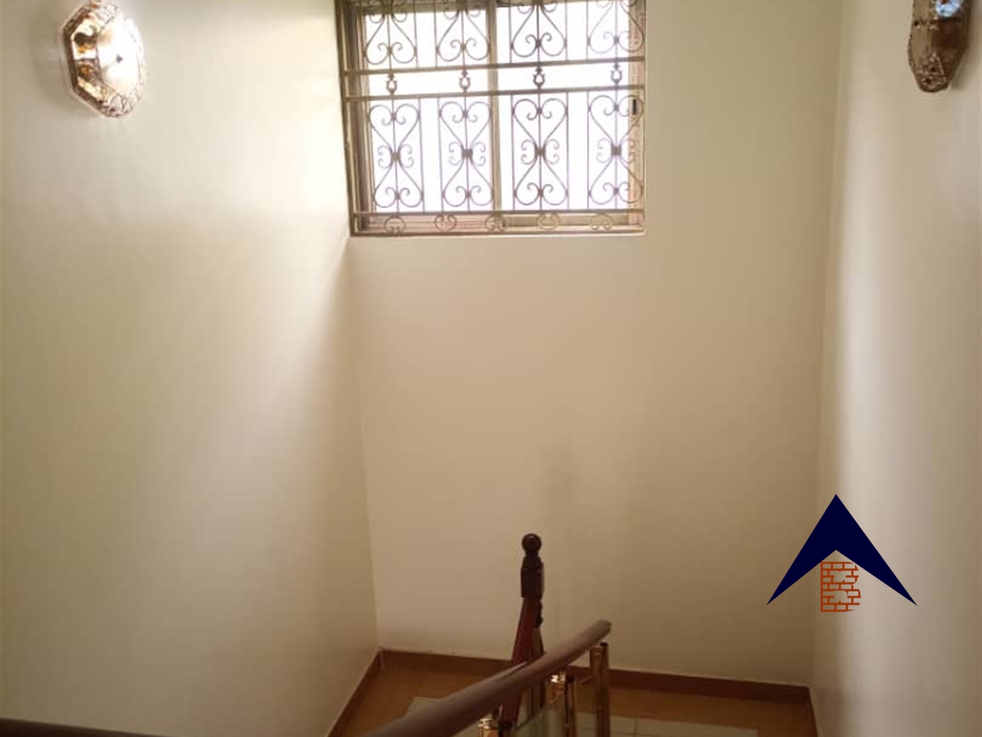 Storeyed house for sale in Nsangi Kampala