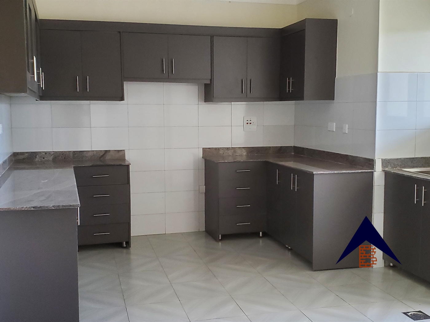 Apartment for rent in Kigo Wakiso