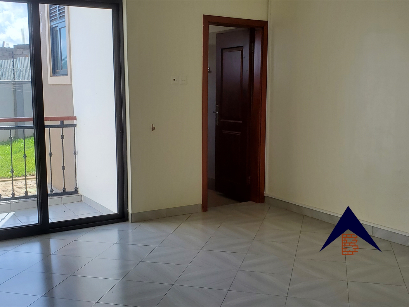 Apartment for rent in Kigo Wakiso