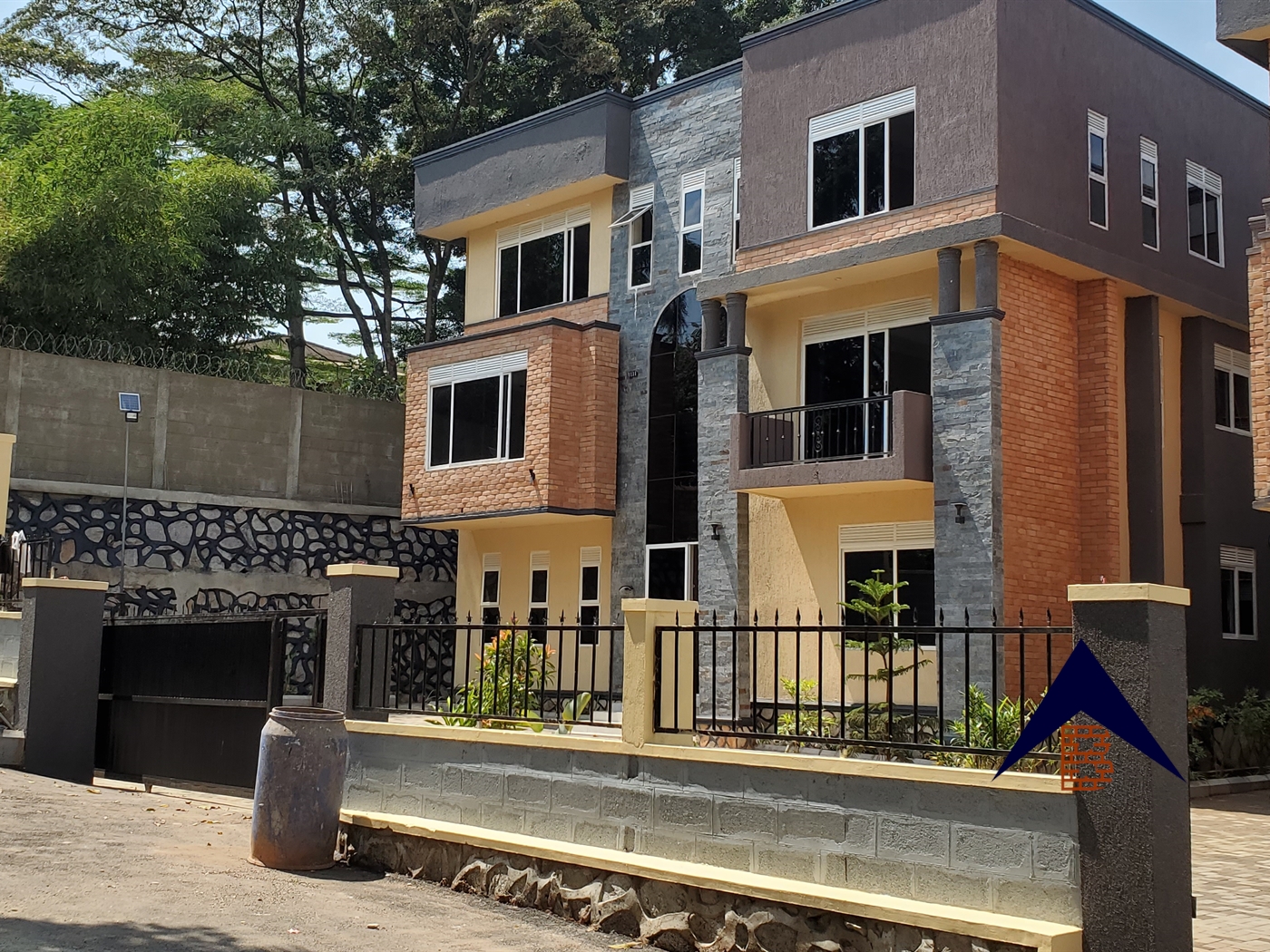 Apartment block for sale in Bbunga Kampala