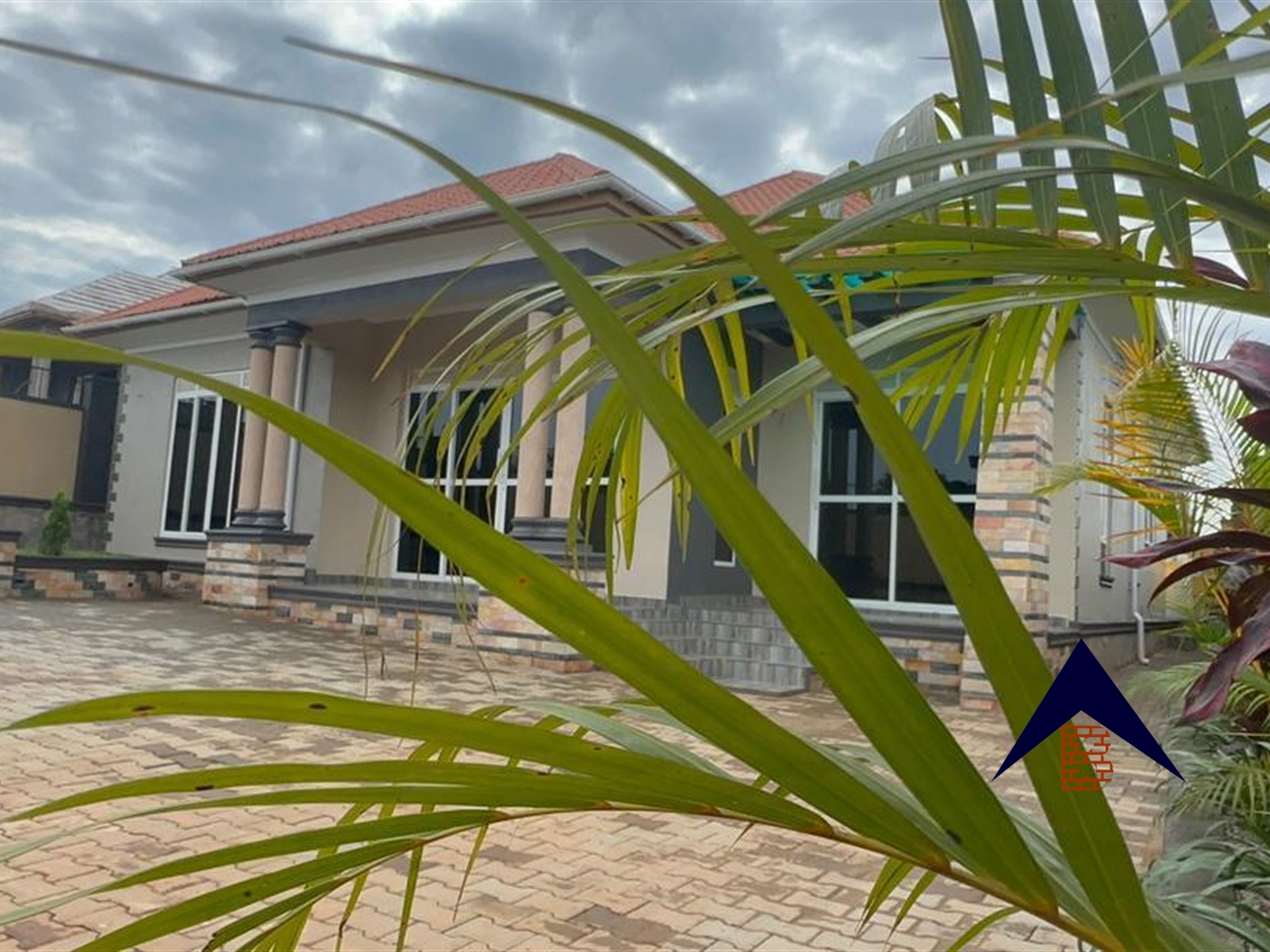 Bungalow for sale in Kitende Wakiso