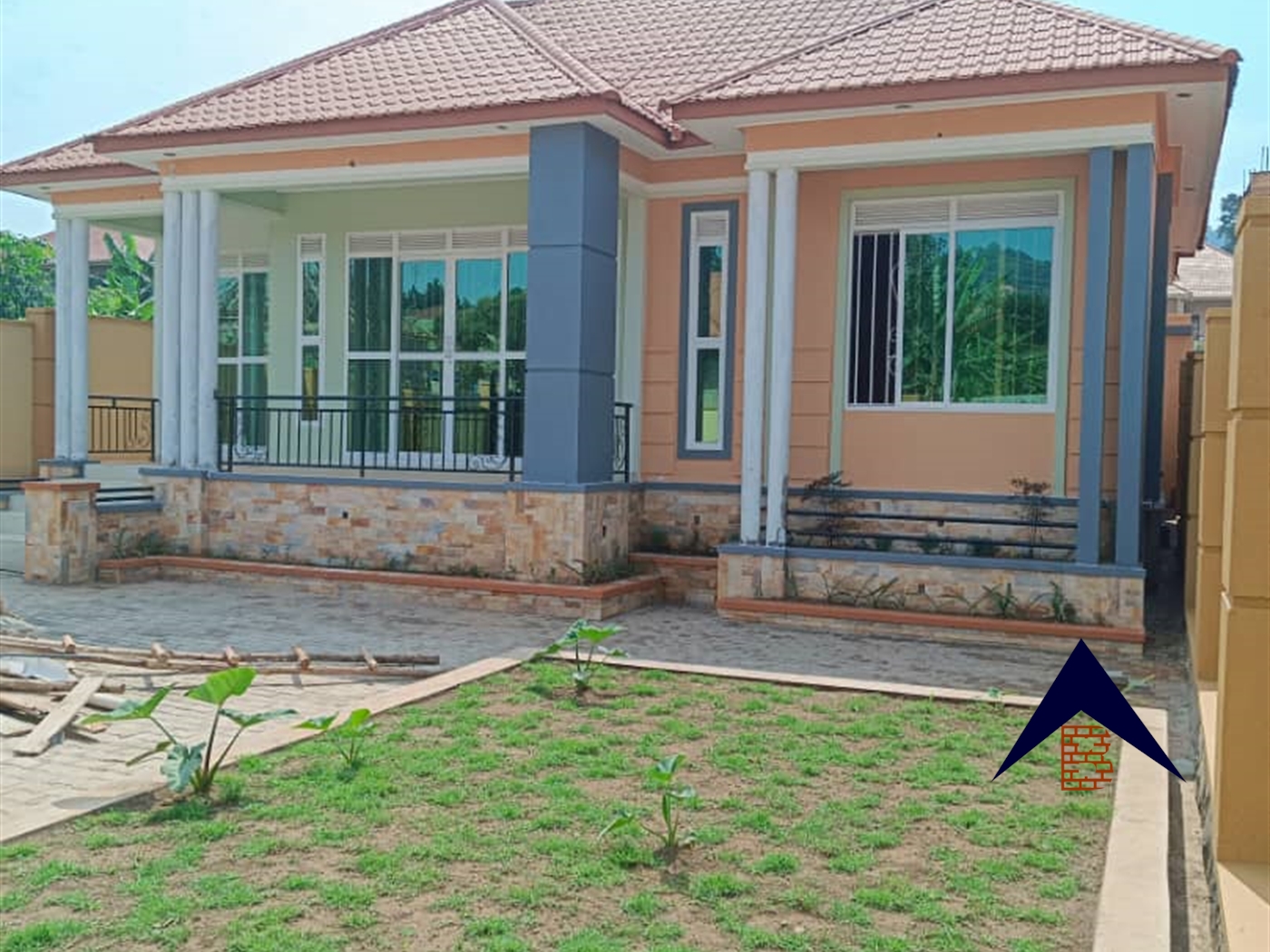 Bungalow for sale in Kitende Wakiso