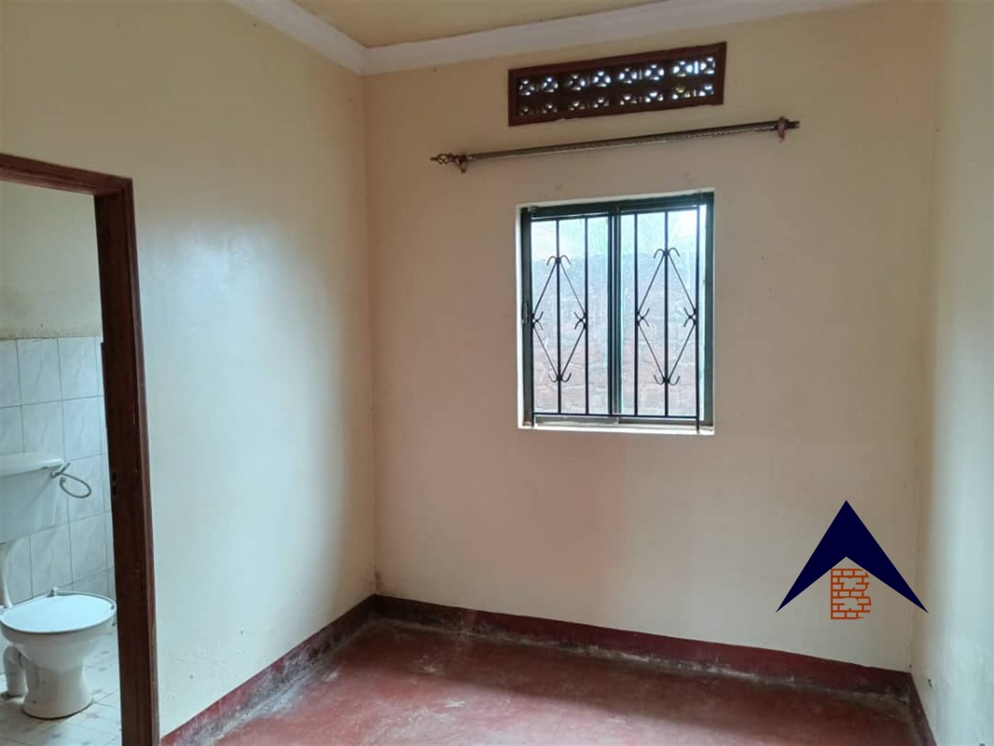 Commercial block for sale in Bweyogerere Mukono