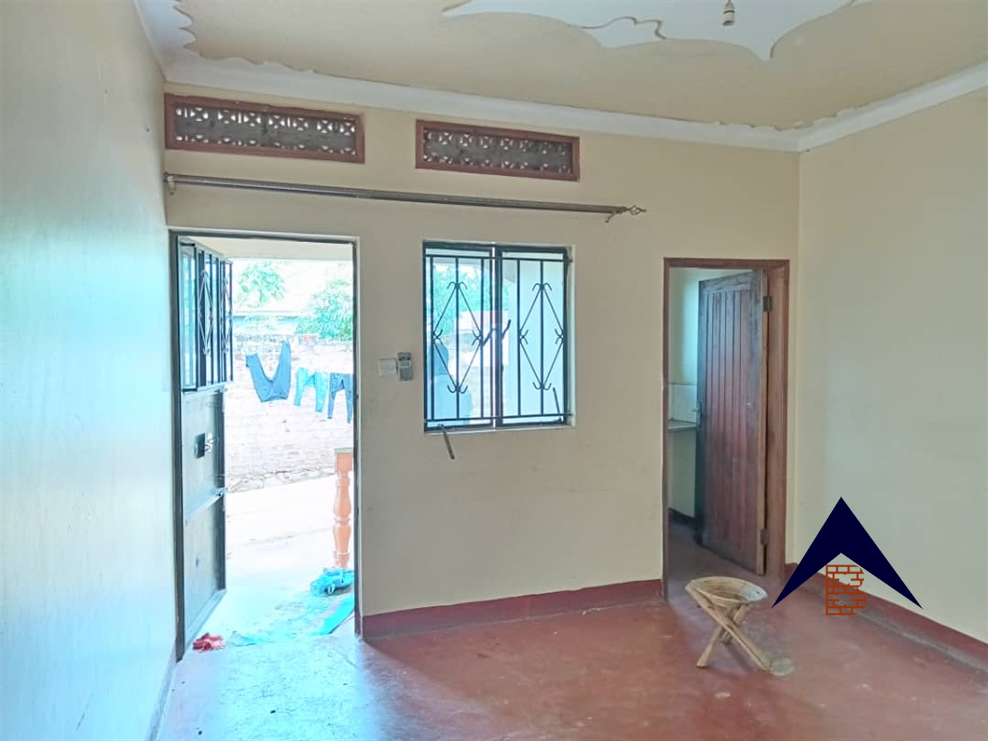 Commercial block for sale in Bweyogerere Mukono