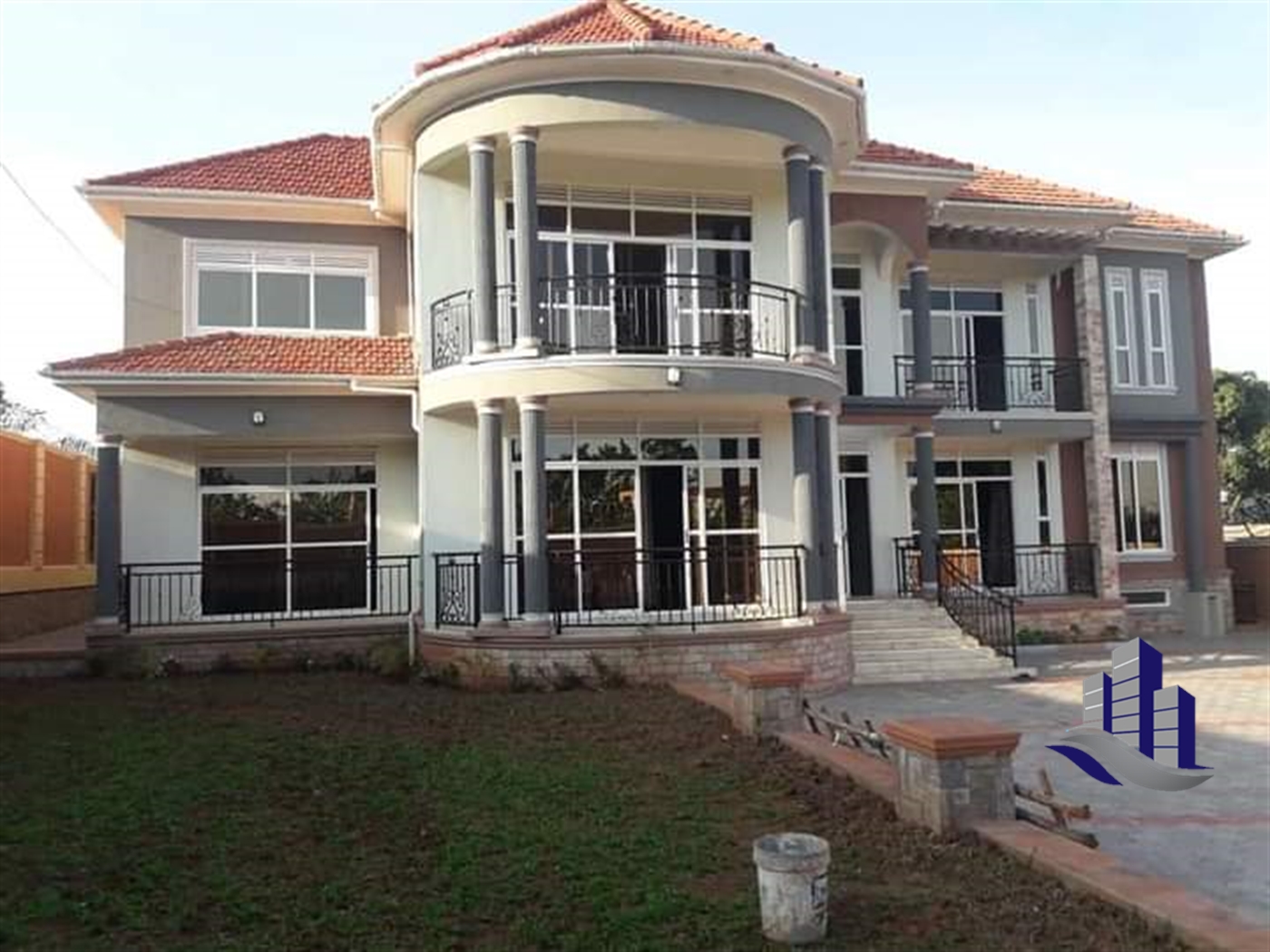 Mansion for sale in Munyonyo Kampala