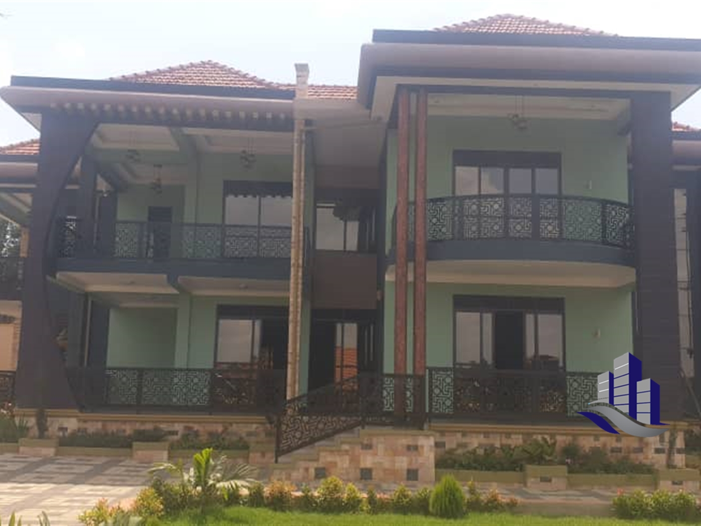 Storeyed house for sale in Najjera Wakiso