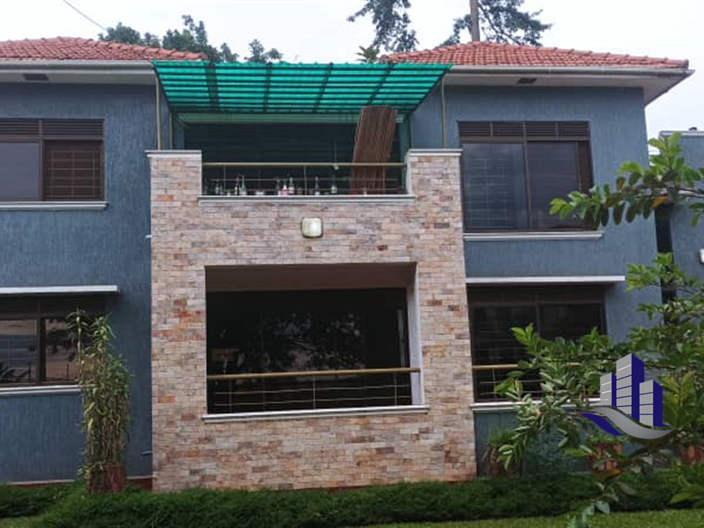 Mansion for rent in Muyenga Kampala