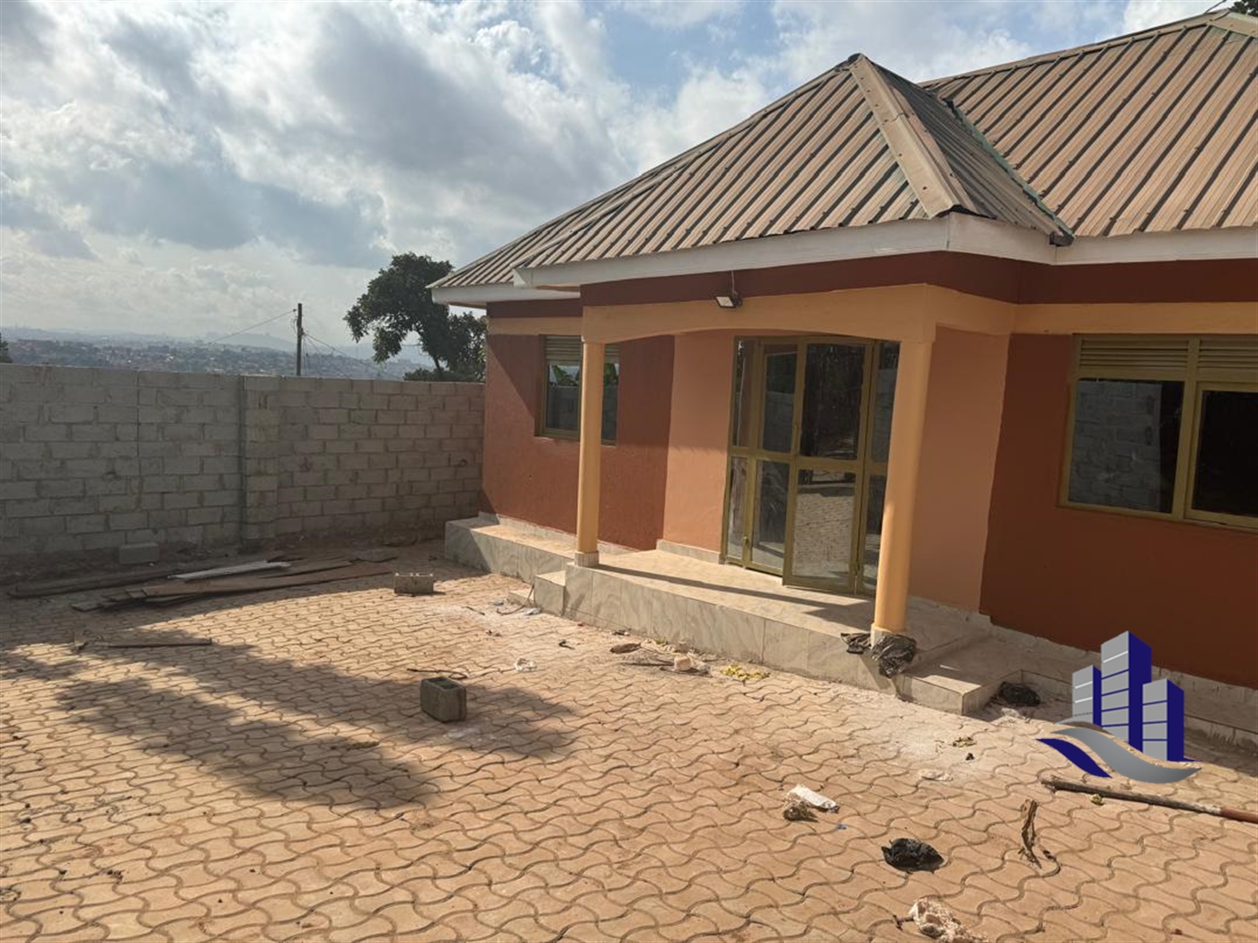 Bungalow for sale in Nansana Wakiso