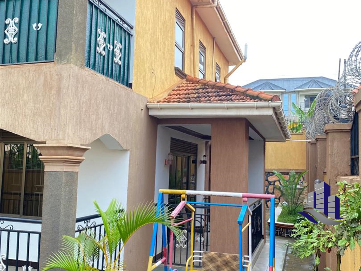 Storeyed house for sale in Seguku Wakiso