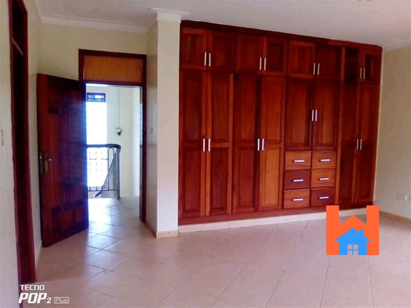 Storeyed house for rent in Kololo Kampala